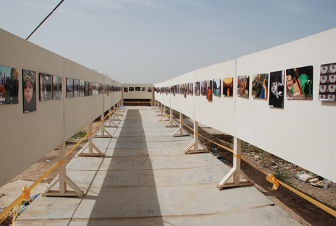 نتاجات طلبه قسم الصحافة في معرض الصوره الفوتوغرافية المقام على هامش المؤتمر العلمي الرابع 