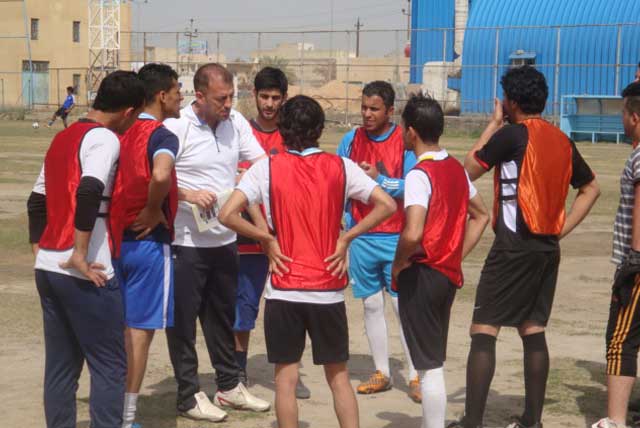 مباشرة منتخب الجامعة لكرة القدم بالتدريب استعدادا للمشاركة في بطولة الجامعات