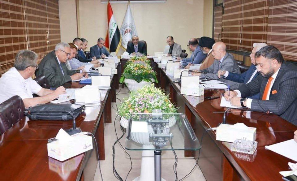 رئيس جامعة أهل البيت عليهم السلام يشارك في اجتماع مجلس التعليم الاهلي بحضور وزير التعليم العالي و البحث العلمي 