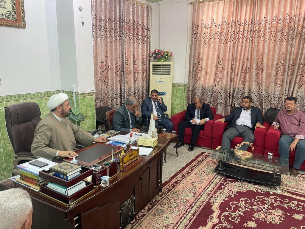 الندوه الحوارية الدورية في كليه العلوم الاسلامية