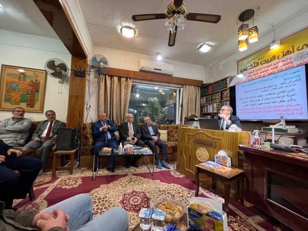 ندوه الحواريه في منتدى أهل البيت الثقافي في كربلاء