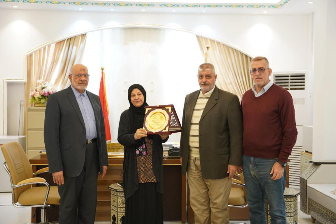 استقبل الاستاذ الدكتور حميد النجدي رابحه الرماحي عميد كلية التربية البدنية وعلوم الرياضة لمناقشة سبل الارتقاء بواقع الطلبة في الكلية